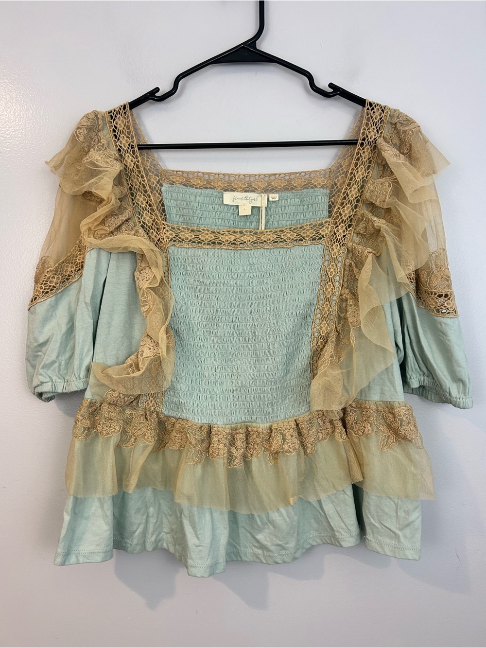 NWT Forever That Girl Blue/Tan Ruffle Lace Peplum Fairy Top Large Anthropologie - Picture 2 of 16